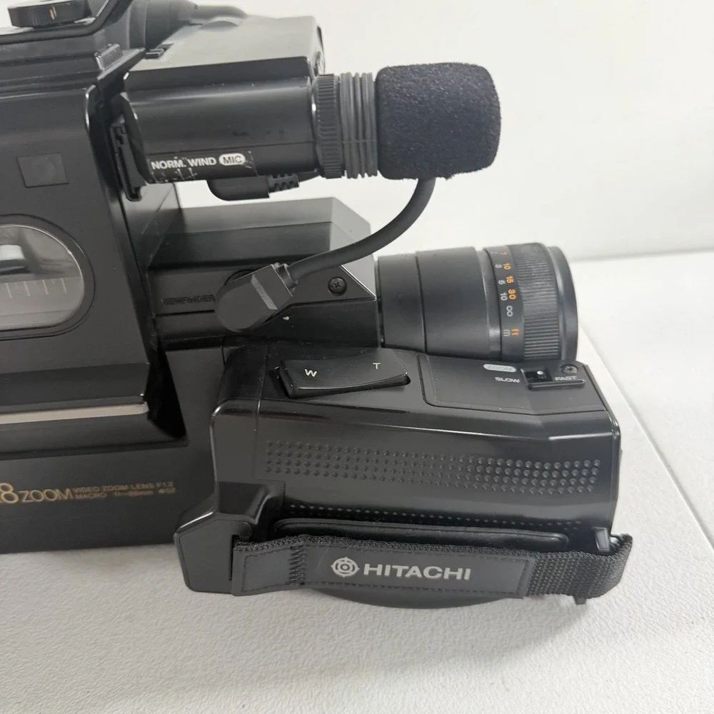 Hitachi VM-6100A S-VHS Camcorder Video Camera POWERS ON AS IS READ